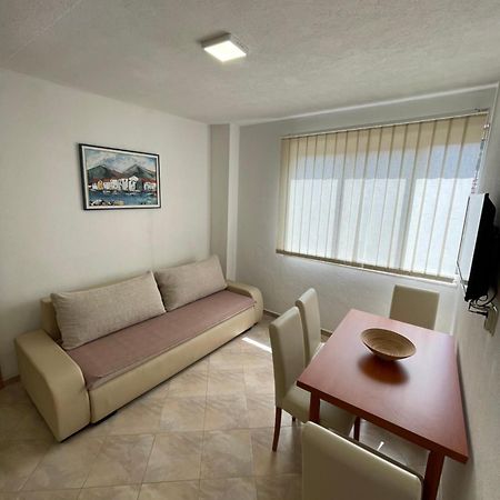Ivan I Matej Apartments ブラチェ エクステリア 写真