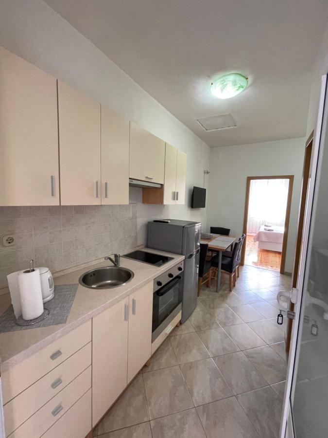 Ivan I Matej Apartments ブラチェ エクステリア 写真