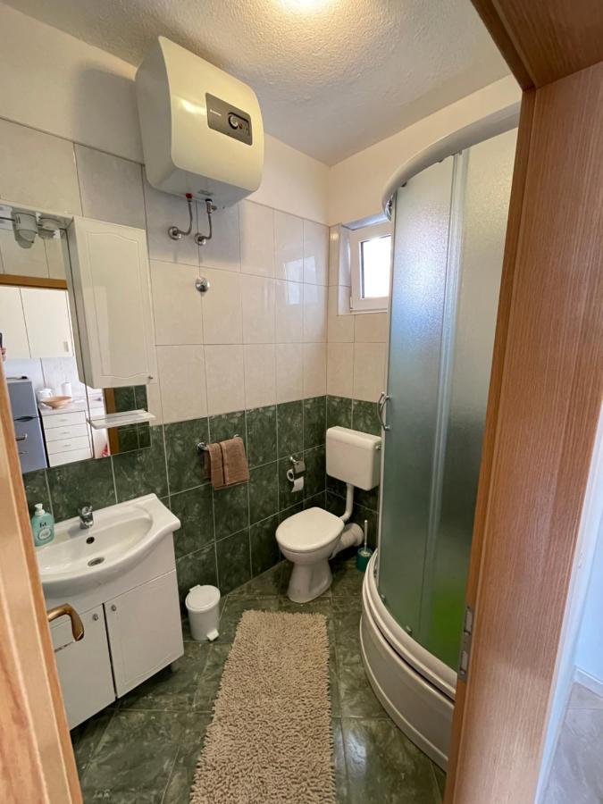 Ivan I Matej Apartments ブラチェ エクステリア 写真