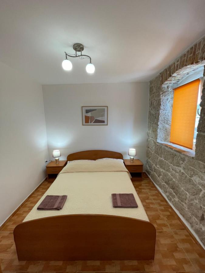 Ivan I Matej Apartments ブラチェ エクステリア 写真