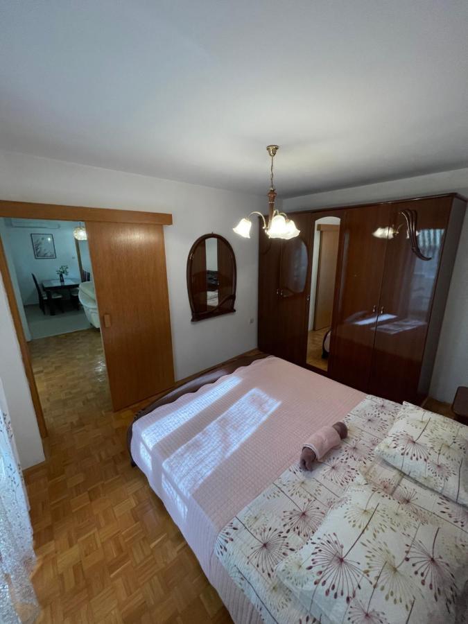 Ivan I Matej Apartments ブラチェ エクステリア 写真