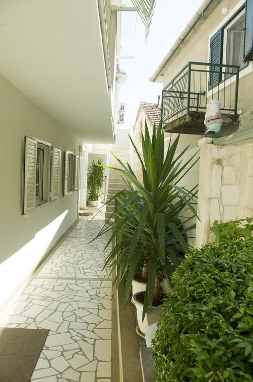 Ivan I Matej Apartments ブラチェ エクステリア 写真