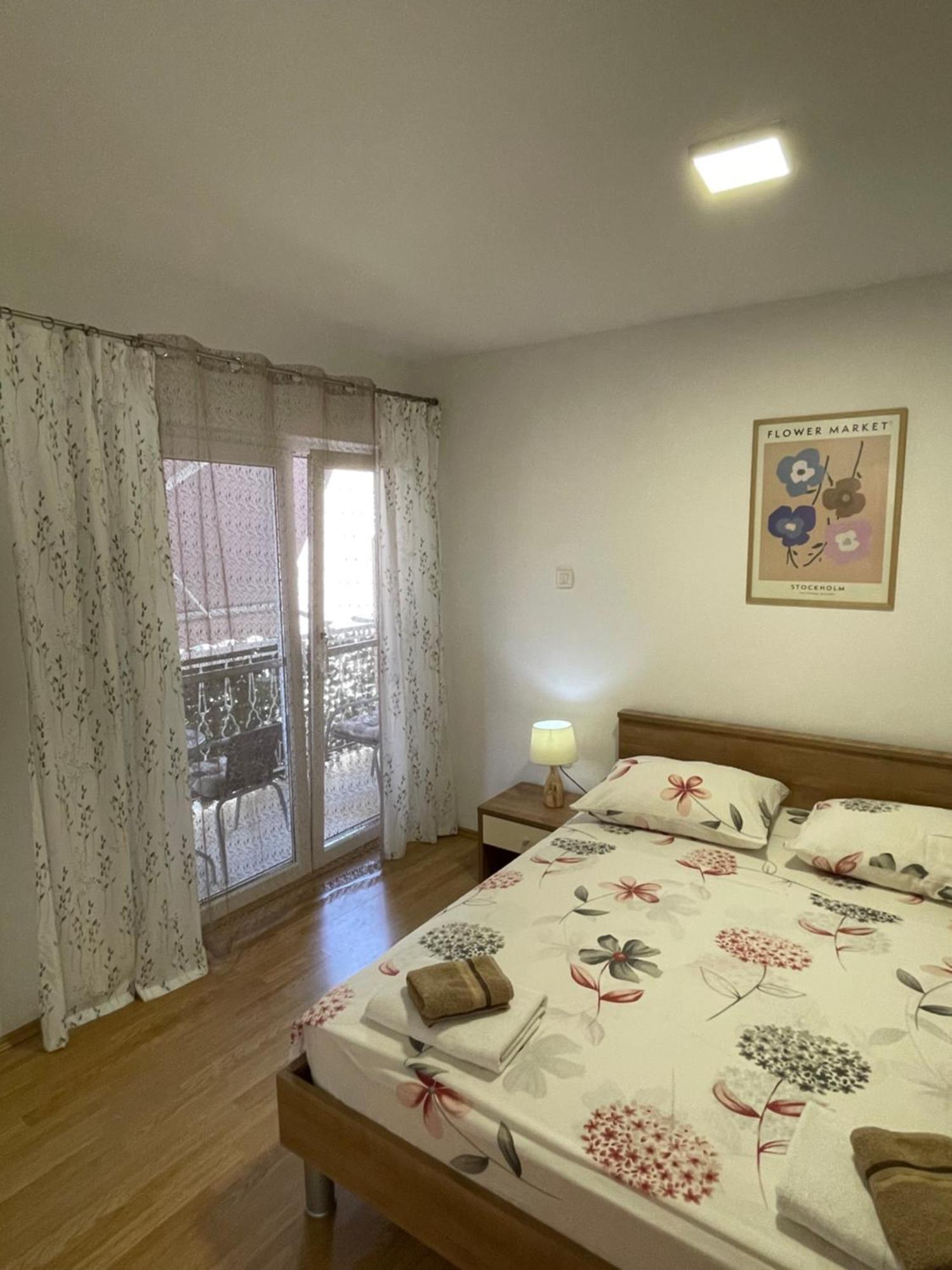 Ivan I Matej Apartments ブラチェ エクステリア 写真