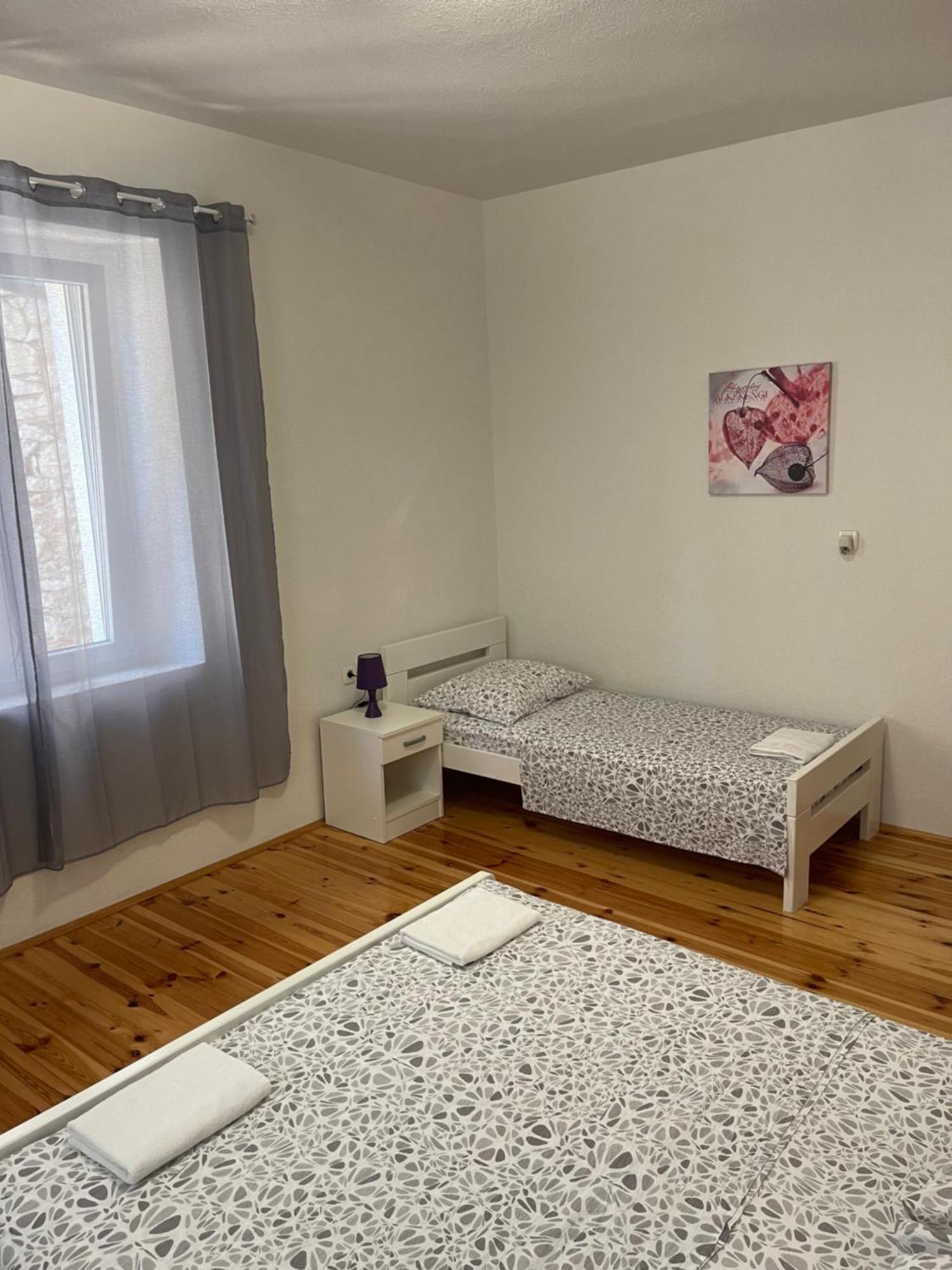 Ivan I Matej Apartments ブラチェ エクステリア 写真