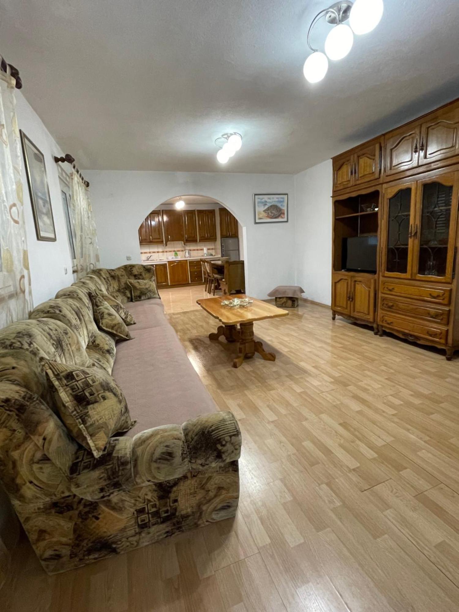 Ivan I Matej Apartments ブラチェ エクステリア 写真